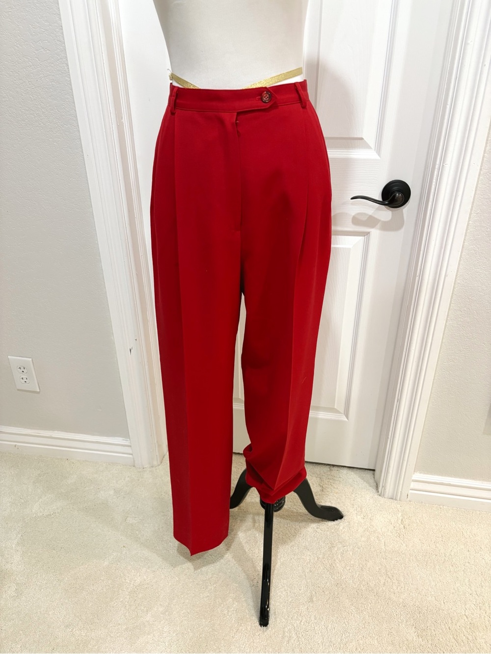 Vintage Austin Reed 100% Wool Red High-Waist Wide-Leg Work Dress Pants Size 6